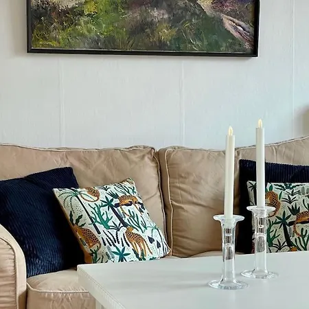 Susannes Herskabslejlighed, M. Altan Og Naer Strand Apartman *